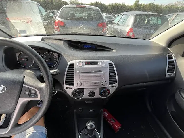 Hyundai i20, 2011 - afbeelding 4 van  17