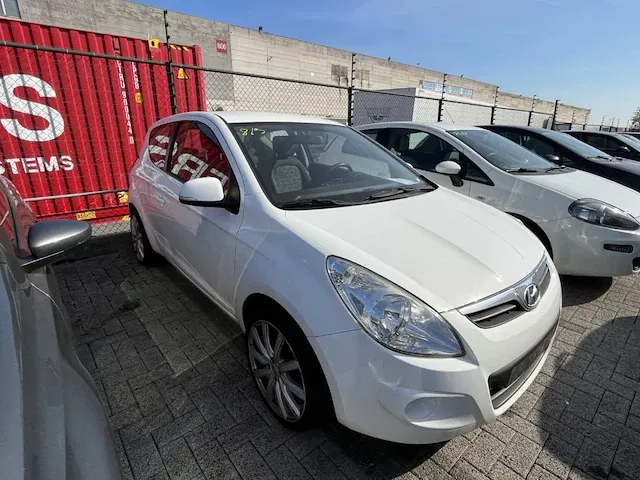 Hyundai i20, 2011 - afbeelding 11 van  17