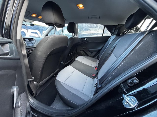 Hyundai i20 life plus (fl) 75 isg,2018 - afbeelding 11 van  28