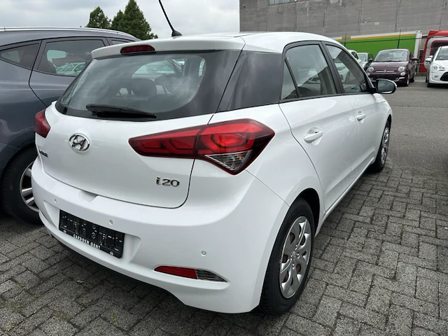 Hyundai i20 pop, 2015 - afbeelding 14 van  19