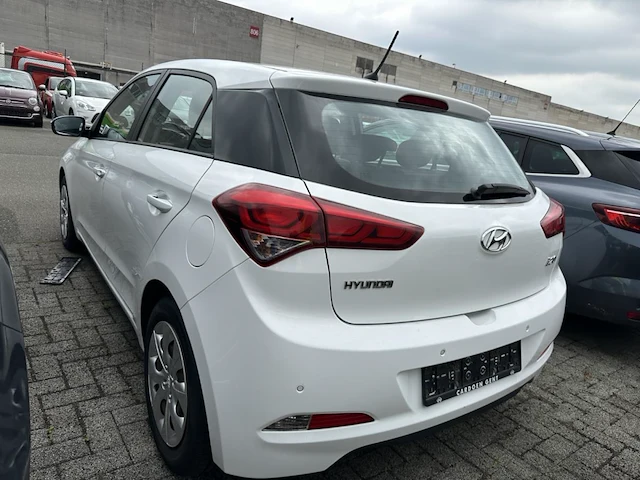 Hyundai i20 pop, 2015 - afbeelding 15 van  19