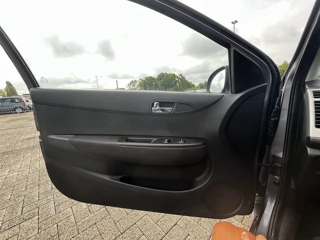 Hyundai i20,2010 - afbeelding 8 van  41