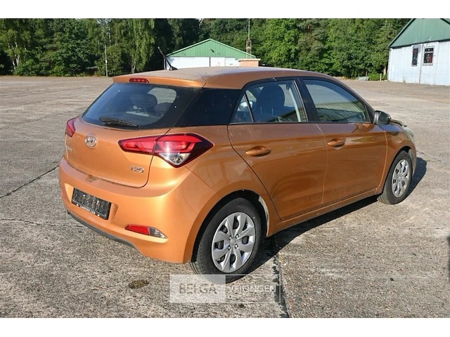 Hyundai i20 - afbeelding 8 van  22