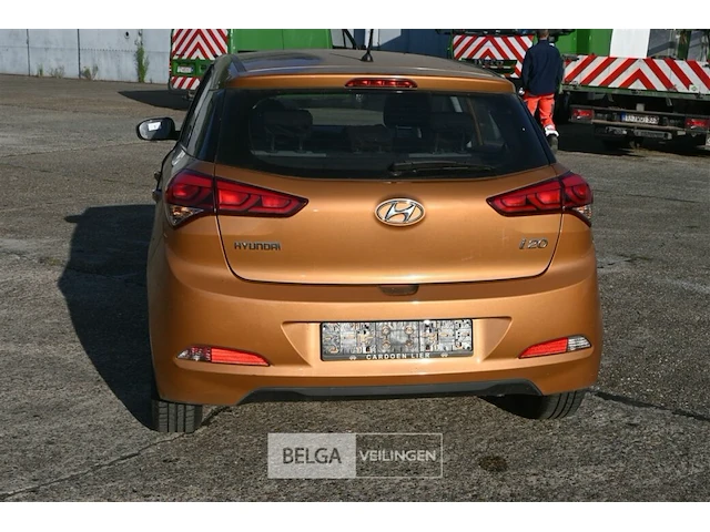 Hyundai i20 - afbeelding 9 van  22