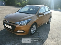 Hyundai i20 - afbeelding 13 van  22