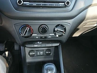 Hyundai i20 - afbeelding 18 van  22