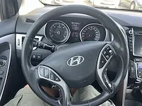 Hyundai i30 1.6 crdi blue drive isg 110, 2012 - afbeelding 2 van  21