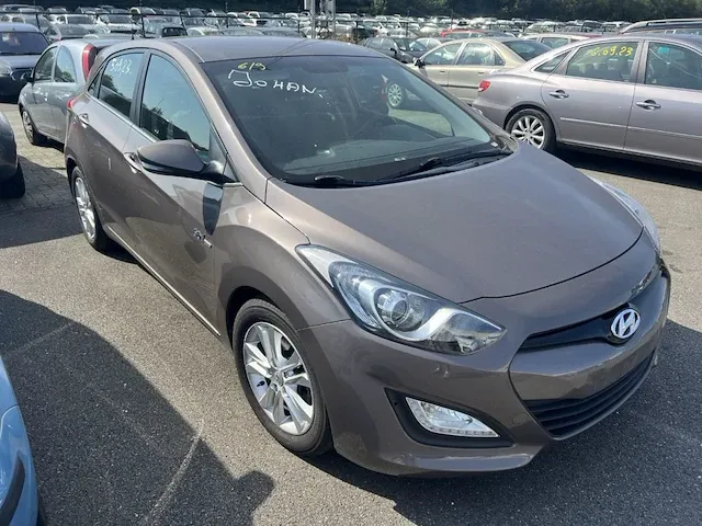 Hyundai i30 1.6 crdi blue drive isg 110, 2012 - afbeelding 12 van  21