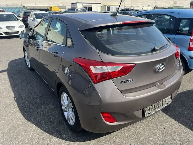 Hyundai i30 1.6 crdi blue drive isg 110, 2012 - afbeelding 16 van  21
