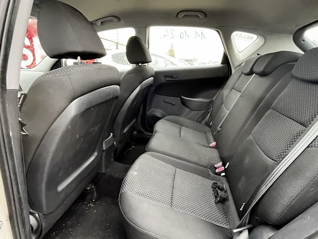 Hyundai i30 1.6 crdi u2 blue i-catcher isg 103gr,2011 - afbeelding 16 van  35