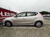 Hyundai i30 1.6 crdi u2 blue i-catcher isg 103gr,2011 - afbeelding 33 van  35