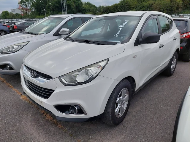 Hyundai ix35 ix35 1.7 crdi 2wd base dpf 115, 2013 - afbeelding 1 van  39