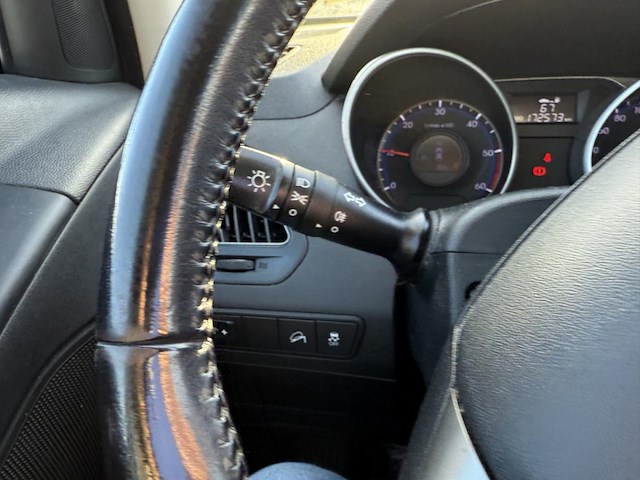 Hyundai ix35 pure plus crdi 115 2wd,2014 - afbeelding 7 van  30