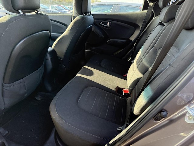 Hyundai ix35 pure plus crdi 115 2wd,2014 - afbeelding 11 van  30
