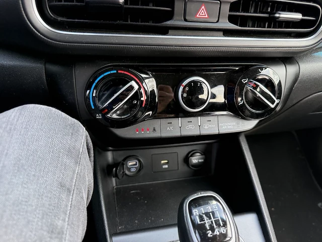 Hyundai kona 1.0 t-gdi twist 120,2021 - afbeelding 4 van  25