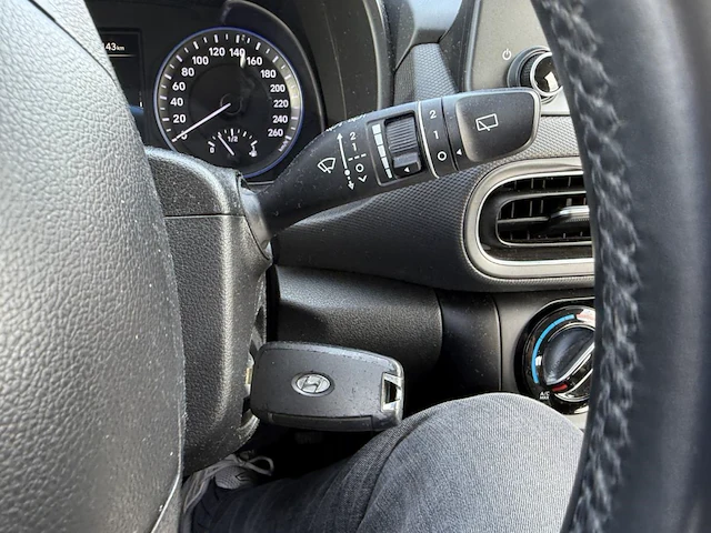Hyundai kona 1.0 t-gdi twist 120,2021 - afbeelding 8 van  25