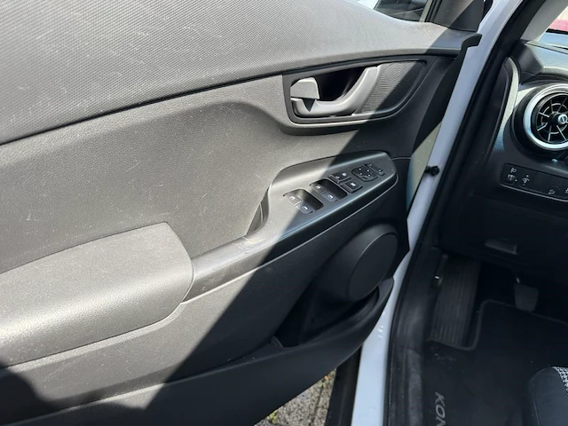 Hyundai kona 1.0 t-gdi twist 120,2021 - afbeelding 22 van  25