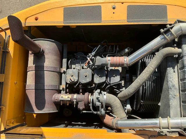 Hyundai robex140w-7 banden graafmachine - afbeelding 5 van  19