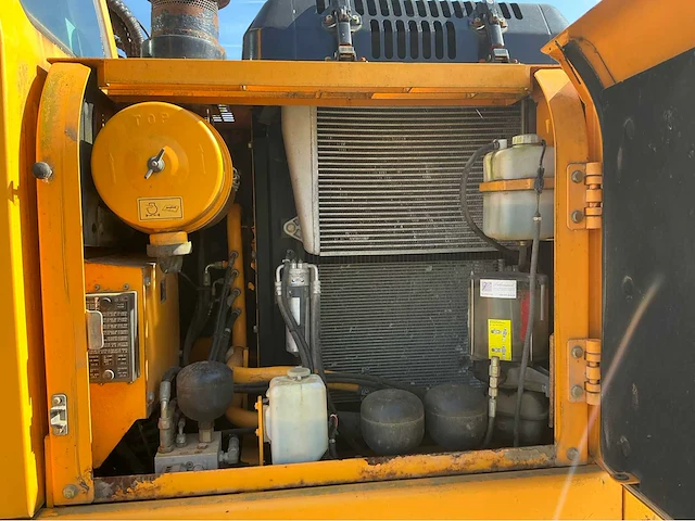 Hyundai robex140w-7 banden graafmachine - afbeelding 8 van  19