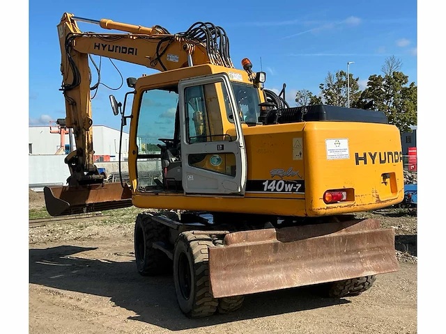 Hyundai robex140w-7 banden graafmachine - afbeelding 13 van  19