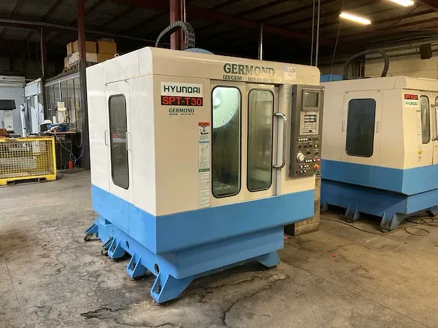 Hyundai spt-t30 cnc bewerkingscentrum - afbeelding 1 van  17