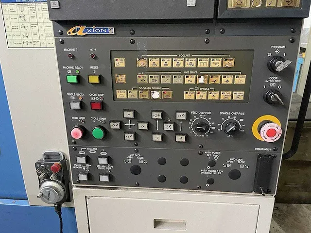 Hyundai spt-v1000 cnc bewerkingscentrum - afbeelding 4 van  22