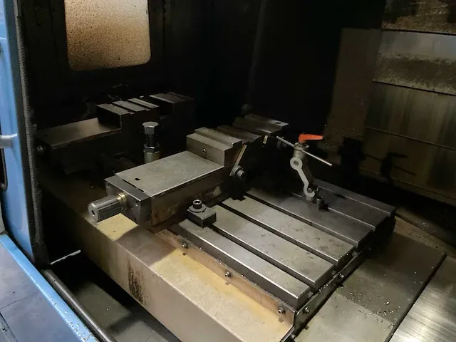 Hyundai spt-v1000 cnc bewerkingscentrum - afbeelding 7 van  22