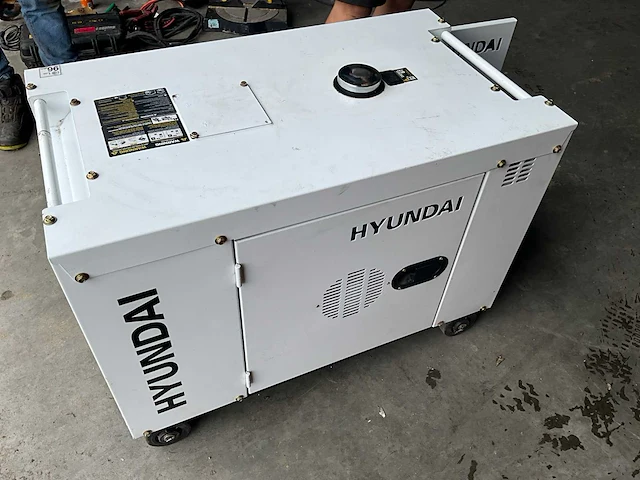 Hyundai stroomgenerator - afbeelding 3 van  9