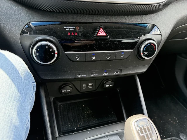 Hyundai tucson 1.6 t-gdi feel 177, 2019 - afbeelding 3 van  25