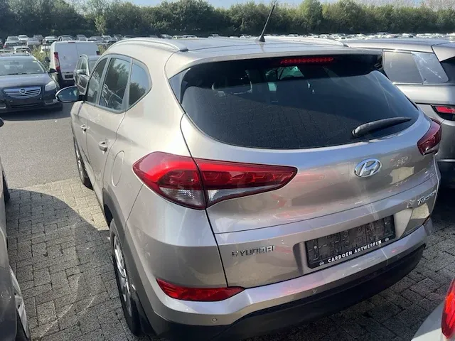 Hyundai tucson comfort crdi 115 2wd isg, 2017 - afbeelding 19 van  24