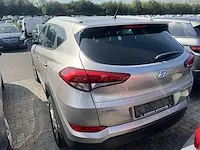 Hyundai tucson comfort crdi 115 2wd isg, 2017 - afbeelding 19 van  24