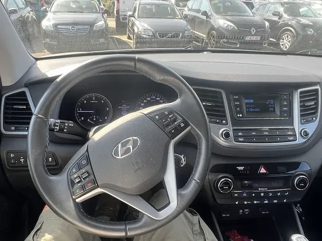 Hyundai tucson comfort crdi 115 2wd isg, 2017 - afbeelding 23 van  24