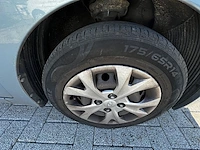 Hyundai,i10- 1.0i fun 66,2016 - afbeelding 15 van  25