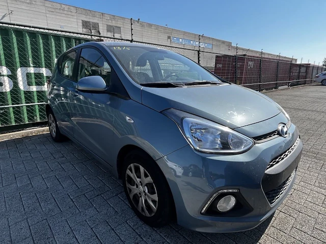 Hyundai,i10- 1.0i fun 66,2016 - afbeelding 19 van  25