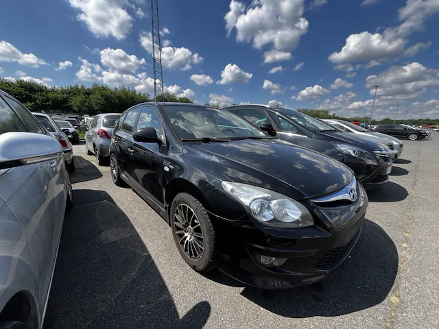 Hyundai,i30 pure eco crdi 90 isg stop&go,2011 - afbeelding 23 van  37