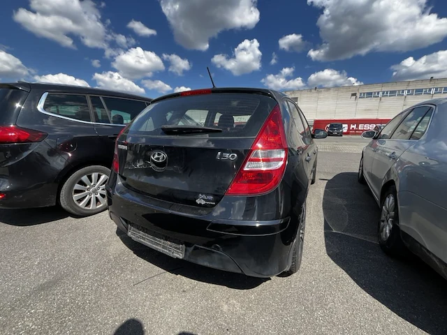 Hyundai,i30 pure eco crdi 90 isg stop&go,2011 - afbeelding 32 van  37