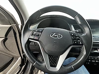 Hyundai,tucson 1.7 crdi 2wd business edition isg 115,2017 - afbeelding 3 van  28