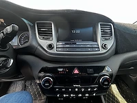 Hyundai,tucson 1.7 crdi 2wd business edition isg 115,2017 - afbeelding 27 van  28