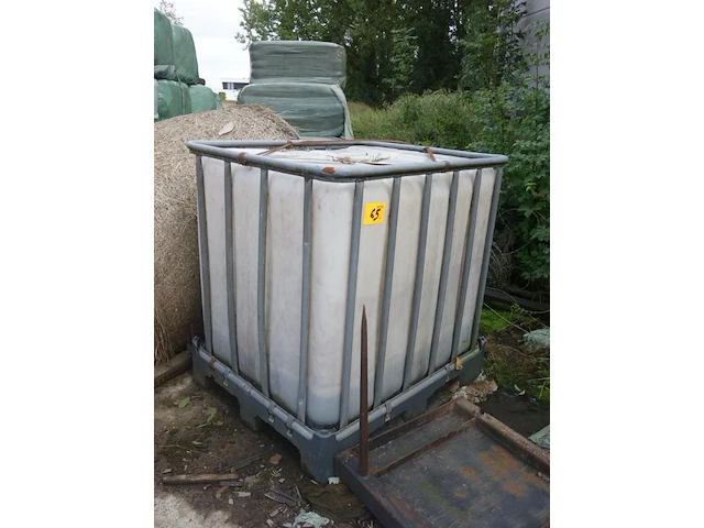 Ibc container - afbeelding 2 van  2