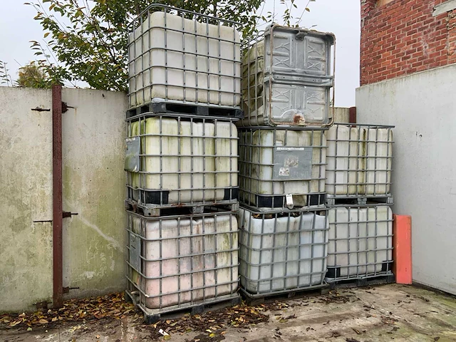 Ibc containers (7x) - afbeelding 1 van  9