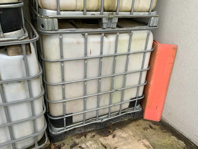 Ibc containers (7x) - afbeelding 8 van  9