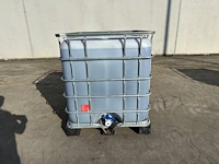 Ibc-tank met zeep - afbeelding 1 van  1