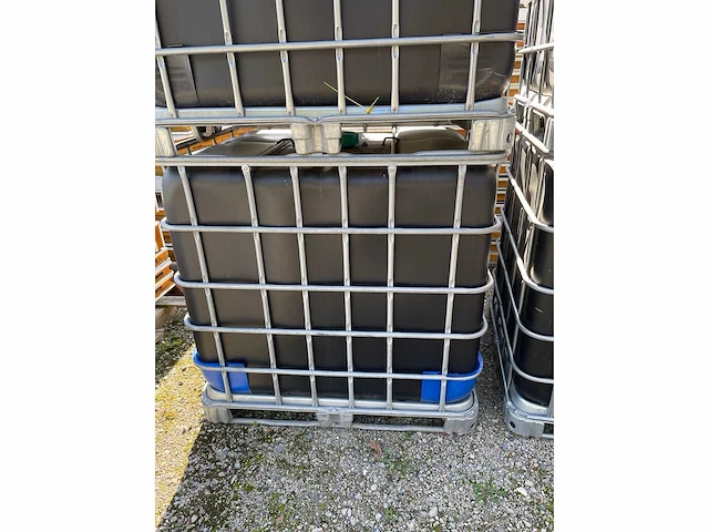 Ibc watertank - afbeelding 1 van  4