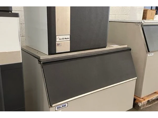 Ice-o-matic ijsblokmachine + mile high bunker - afbeelding 2 van  5