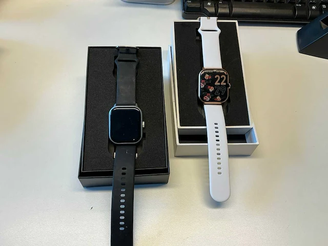Ice watch ice 1.0 kw205 smartwatch (2x) - afbeelding 1 van  6