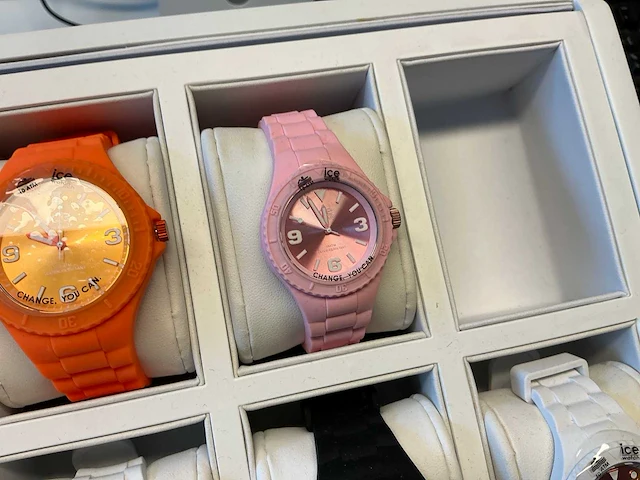 Ice watch polshorloge (10x) - afbeelding 16 van  20