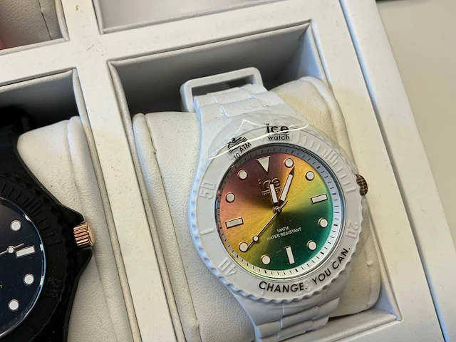 Ice watch polshorloge (10x) - afbeelding 17 van  20