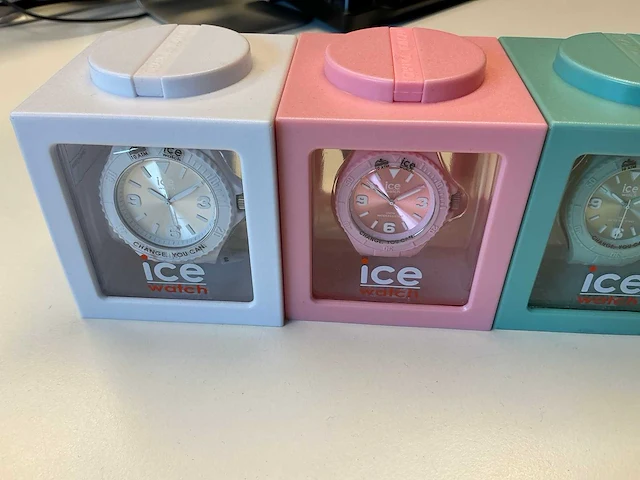 Ice watch polshorloge (5x) - afbeelding 2 van  9