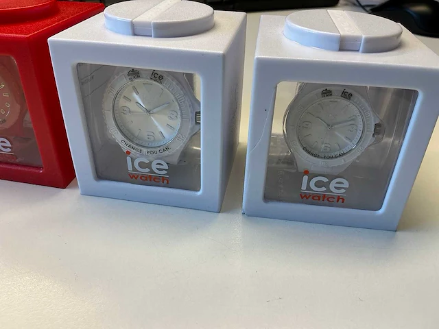 Ice watch polshorloge (5x) - afbeelding 3 van  10