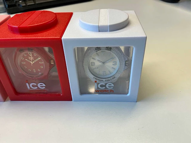 Ice watch polshorloge (5x) - afbeelding 4 van  9